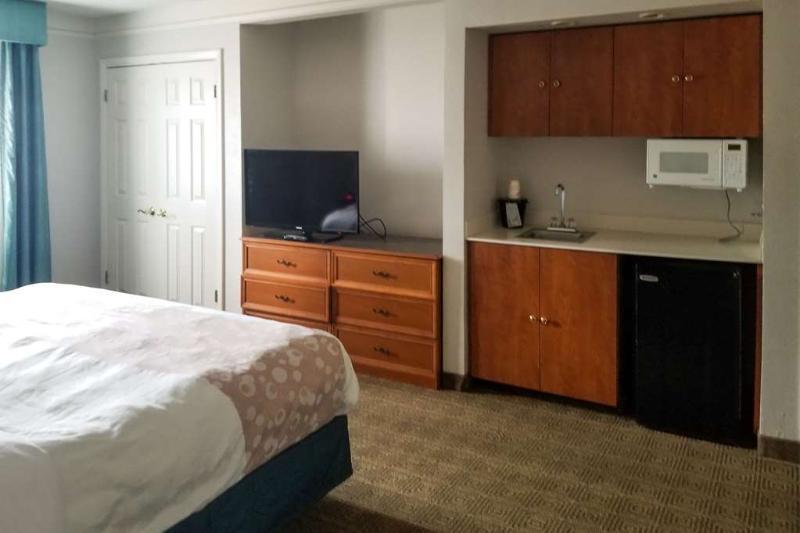 Clarion Inn